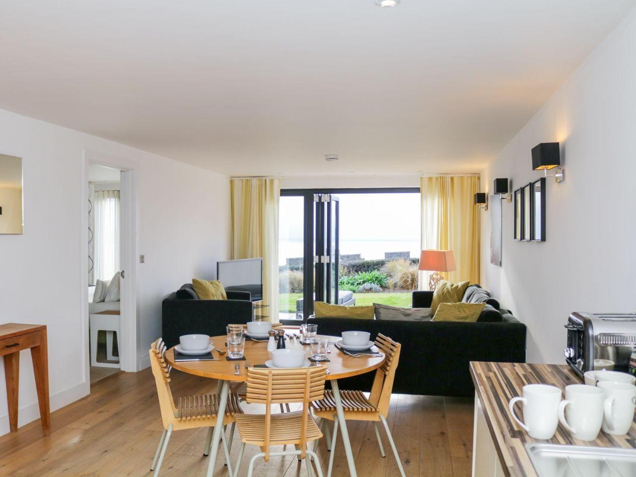 Gara Rock - Garden Apartment 7, Salcombe Buitenkant foto